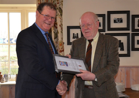 Phil Taylor receiving the Sign of the Year Award 2014